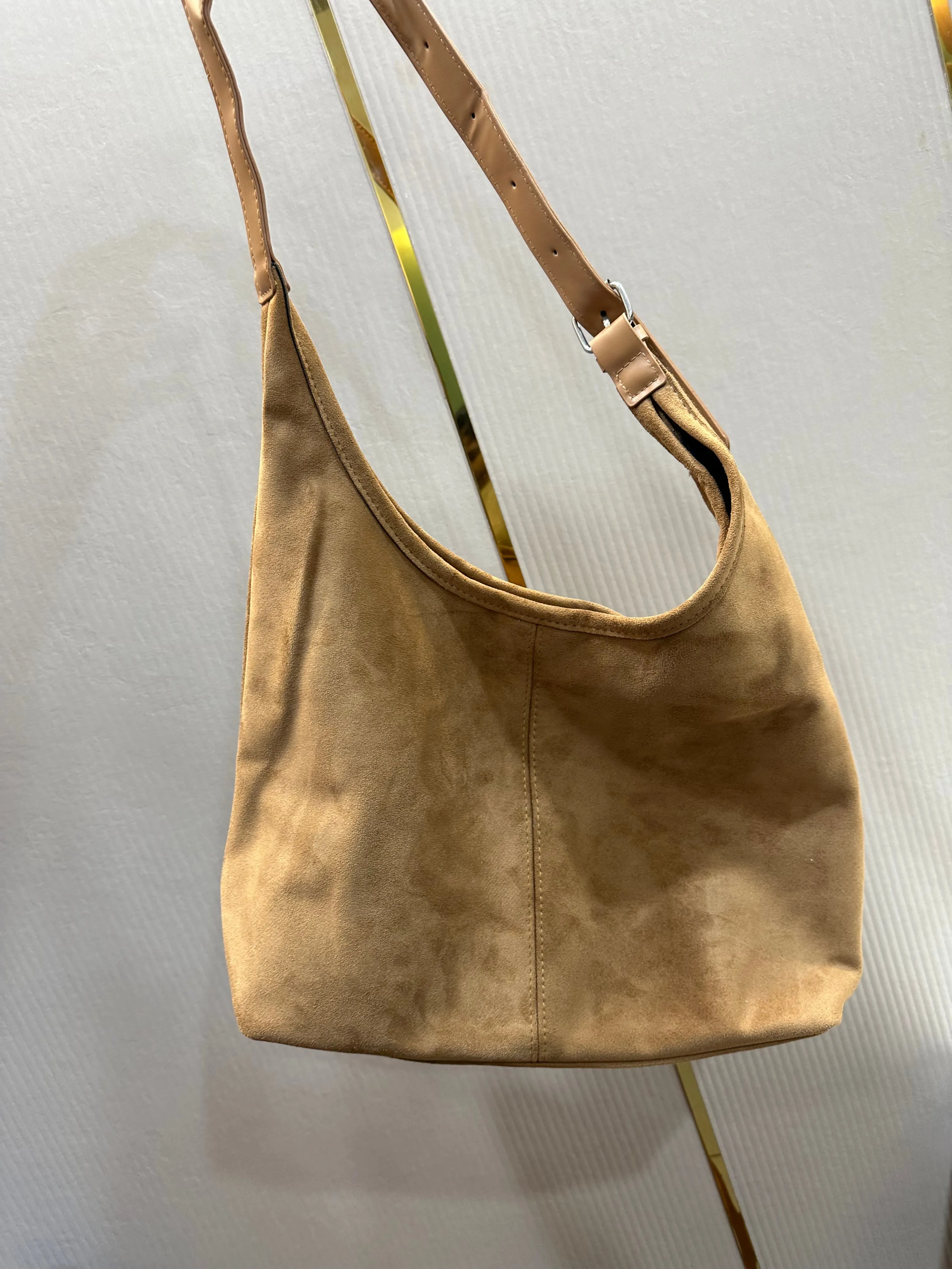HAND BAGS - IHA 22601