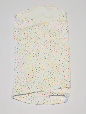 Rainbow dot swaddle - Size 0-3 months